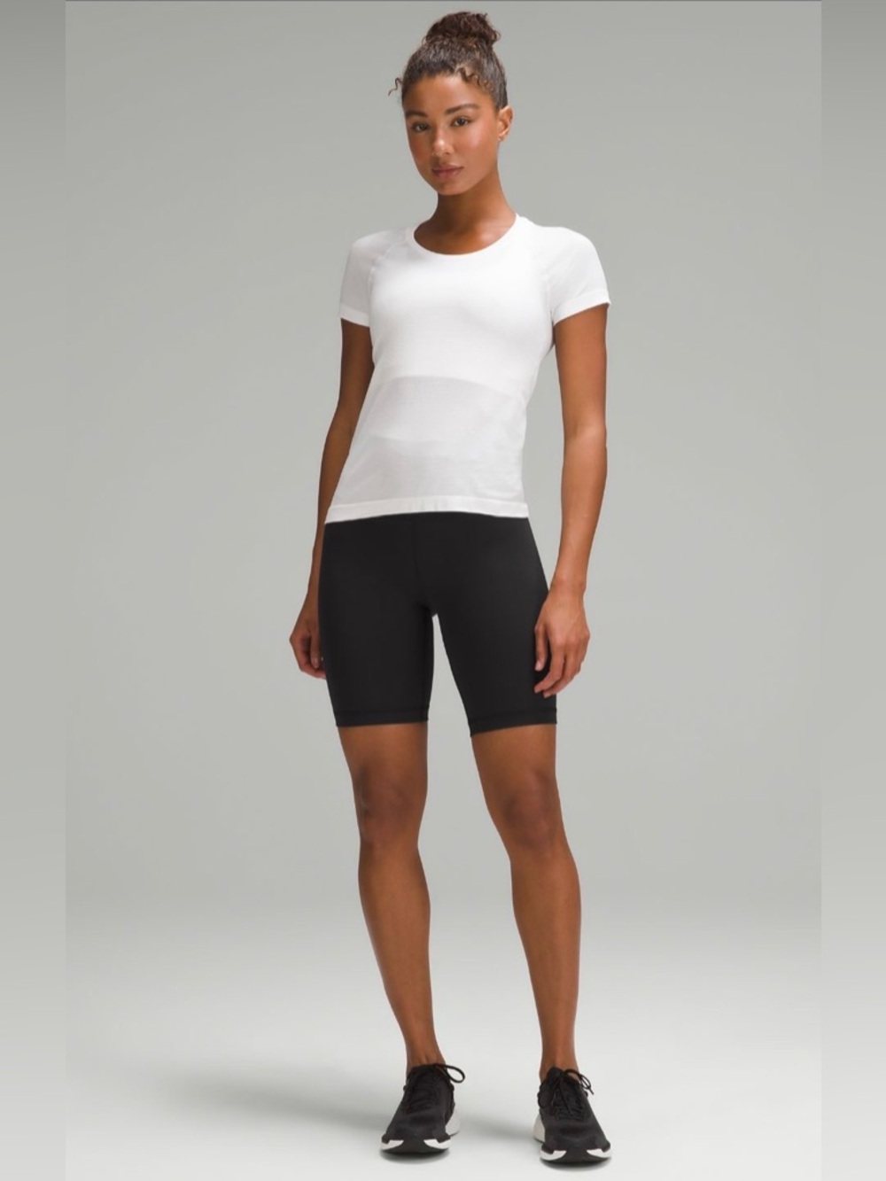 Lululemon Wunder Train High Rise Short 8”
